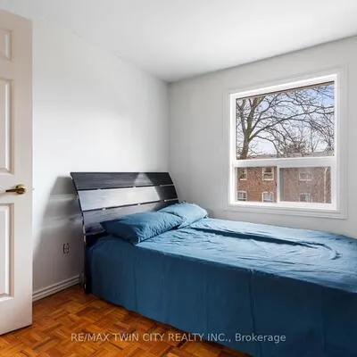 7,&nbsp;Eden Park, Southgate, Brampton