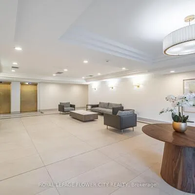 22, Hanover, Queen Street Corridor, Brampton