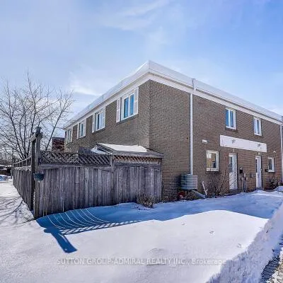 7, Town House, Brampton East, Brampton