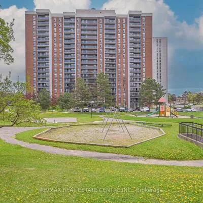 21,&nbsp;Knightsbridge, Queen Street Corridor, Brampton