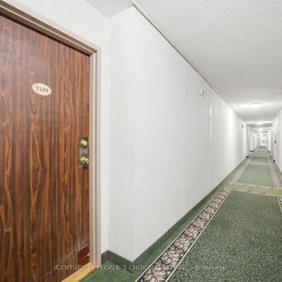 18,&nbsp;Knightsbridge, Queen Street Corridor, Brampton