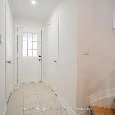21,&nbsp;Eastview, Bram East, Brampton