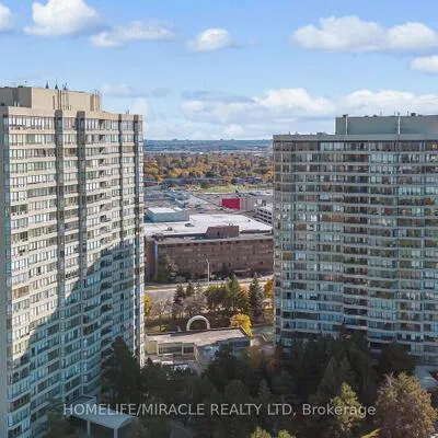 22,&nbsp;Hanover, Queen Street Corridor, Brampton