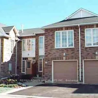 50,&nbsp;Lancewood, Queen Street Corridor, Brampton
