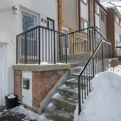 70,&nbsp;Moregate, Central Park, Brampton