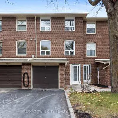 7,&nbsp;Eden Park, Southgate, Brampton