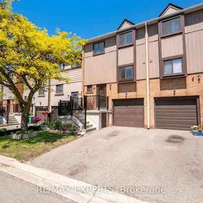 5,&nbsp;Moregate, Central Park, Brampton