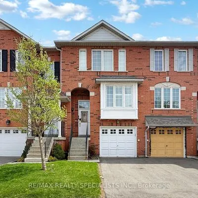 2,&nbsp;Clay Brick, Brampton North, Brampton