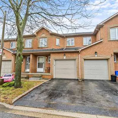 200,&nbsp;Cresthaven, Snelgrove, Brampton