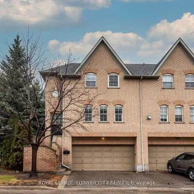 8305,&nbsp;McLaughlin, Brampton South, Brampton