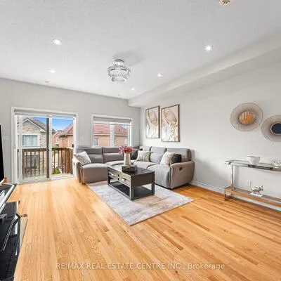 34,&nbsp;Aspen Hills, Credit Valley, Brampton