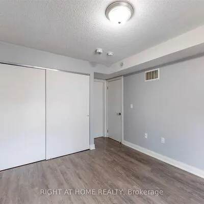 100,&nbsp;Dufay, Northwest Brampton, Brampton
