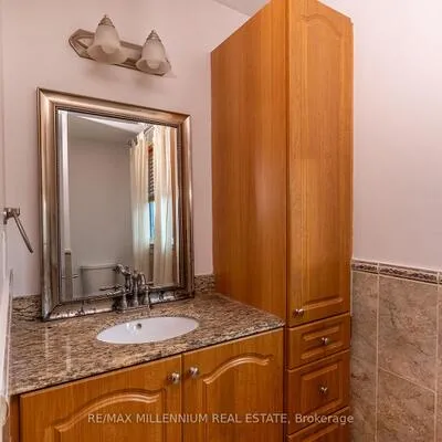 87,&nbsp;Carisbrooke, Central Park, Brampton
