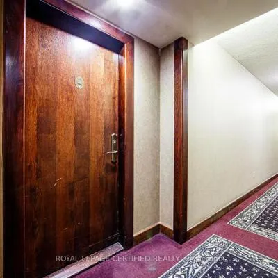 22,&nbsp;Hanover, Queen Street Corridor, Brampton