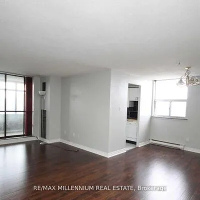 15,&nbsp;Kensington, Queen Street Corridor, Brampton