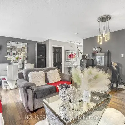105,&nbsp;Hansen, Madoc, Brampton