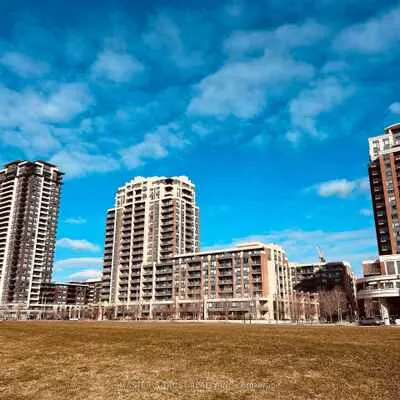 28,&nbsp;Uptown, Unionville, Markham