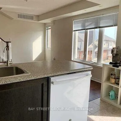 150,&nbsp;Louisbourg, Greensborough, Markham