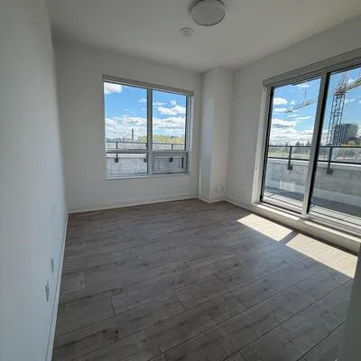 8,&nbsp;Water Walk, Unionville, Markham