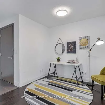 18,&nbsp;Uptown, Unionville, Markham