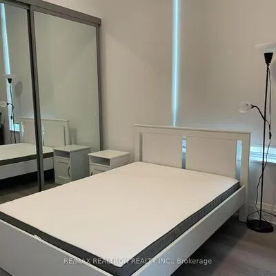 38,&nbsp;Gandhi, Commerce Valley, Markham