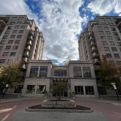 39,&nbsp;Galleria, Commerce Valley, Markham