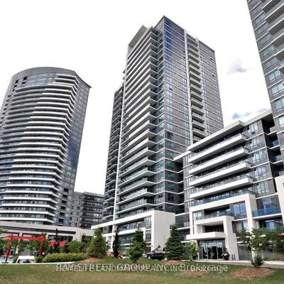 7165,&nbsp;Yonge, Thornhill, Markham
