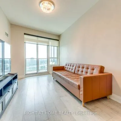 7171,&nbsp;Yonge, Grandview, Markham
