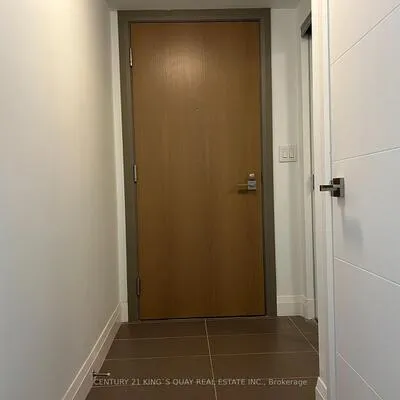 18,&nbsp;Uptown, Unionville, Markham