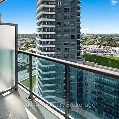 7165,&nbsp;Yonge, Grandview, Markham