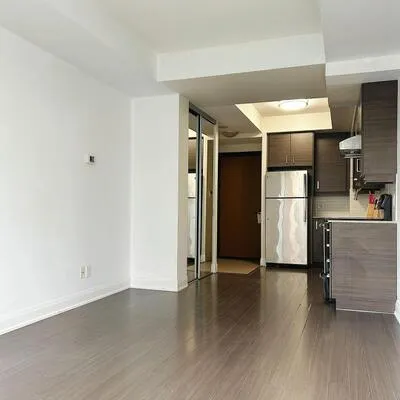 1,&nbsp;Uptown, Unionville, Markham