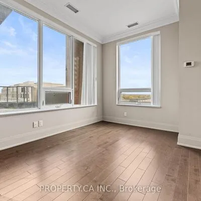 28,&nbsp;Uptown, Unionville, Markham