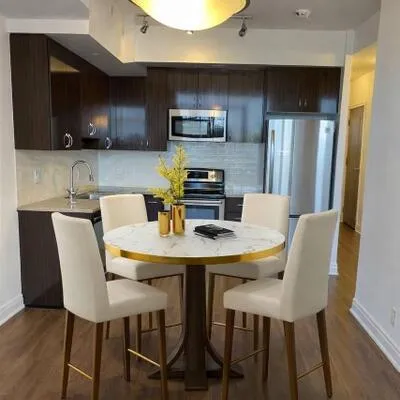 7165, Yonge, Grandview, Markham