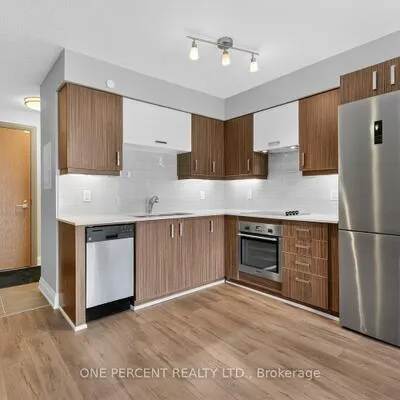 18,&nbsp;Uptown, Unionville, Markham