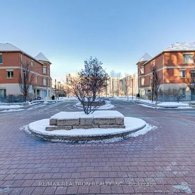 37, Galleria, Commerce Valley, Markham