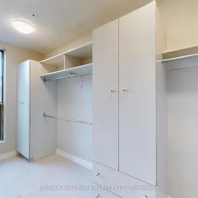 16,&nbsp;Elgin, Thornhill, Markham