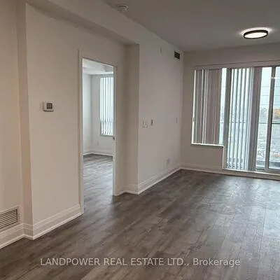 28,&nbsp;Uptown, Unionville, Markham
