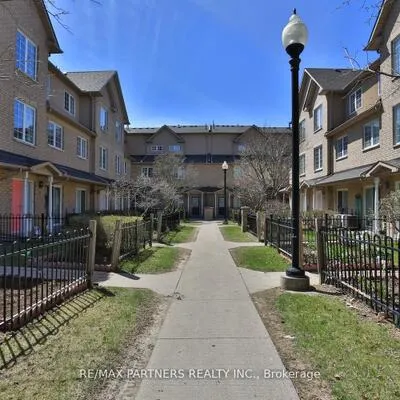 23,&nbsp;St Moritz, Unionville, Markham
