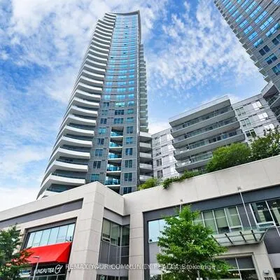 7161,&nbsp;Yonge, Thornhill, Markham
