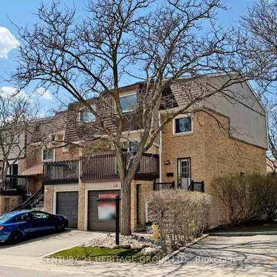 14,&nbsp;Dunkeld, Royal Orchard, Markham