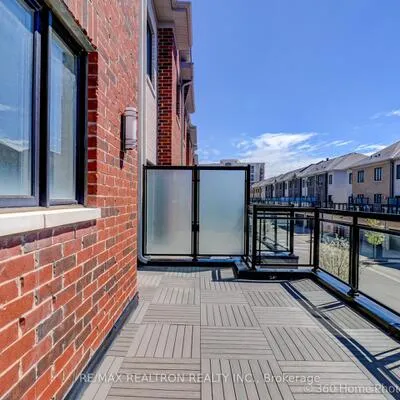 9,&nbsp;Gandhi, Commerce Valley, Markham