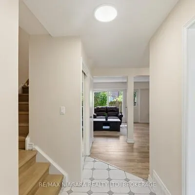 1,&nbsp;Wootten, Sherwood-Amberglen, Markham