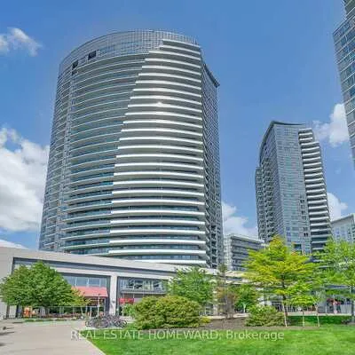 7161,&nbsp;Yonge, Thornhill, Markham