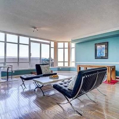 130,&nbsp;Pond, Commerce Valley, Markham