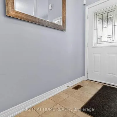 145,&nbsp;Louisbourg, Greensborough, Markham