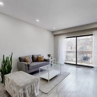 72,&nbsp;Ashglen, Unionville, Markham