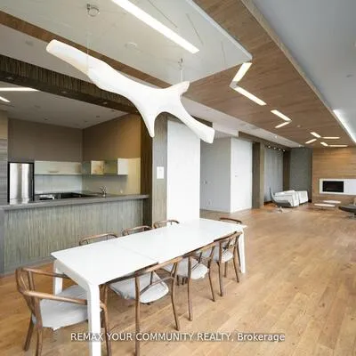 325,&nbsp;South Park, Commerce Valley, Markham