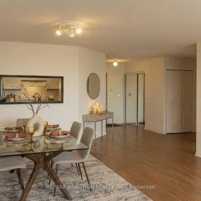 7805,&nbsp;Bayview, Aileen-Willowbrook, Markham