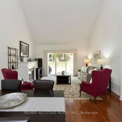 52,&nbsp;Oasis, Greensborough, Markham