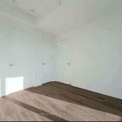 1,&nbsp;Fairview, Mississauga Valleys, Mississauga